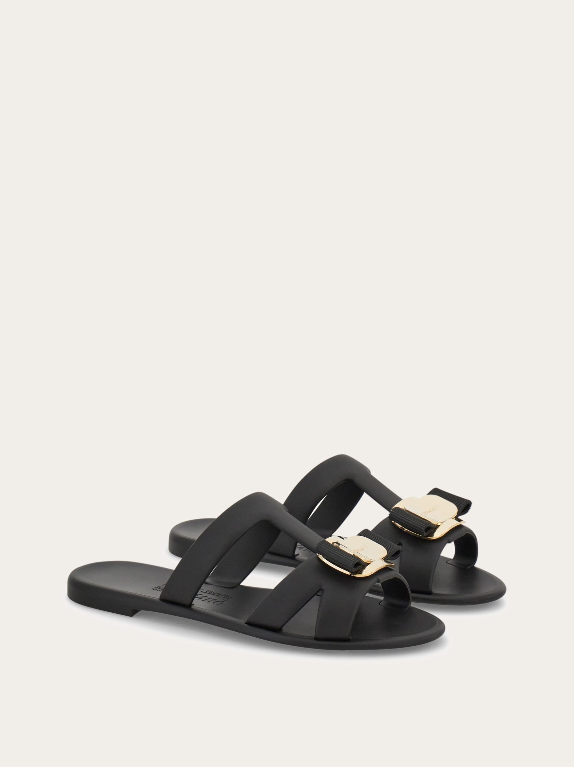 Ferragamo New Vara plate strappy slide - Image 2